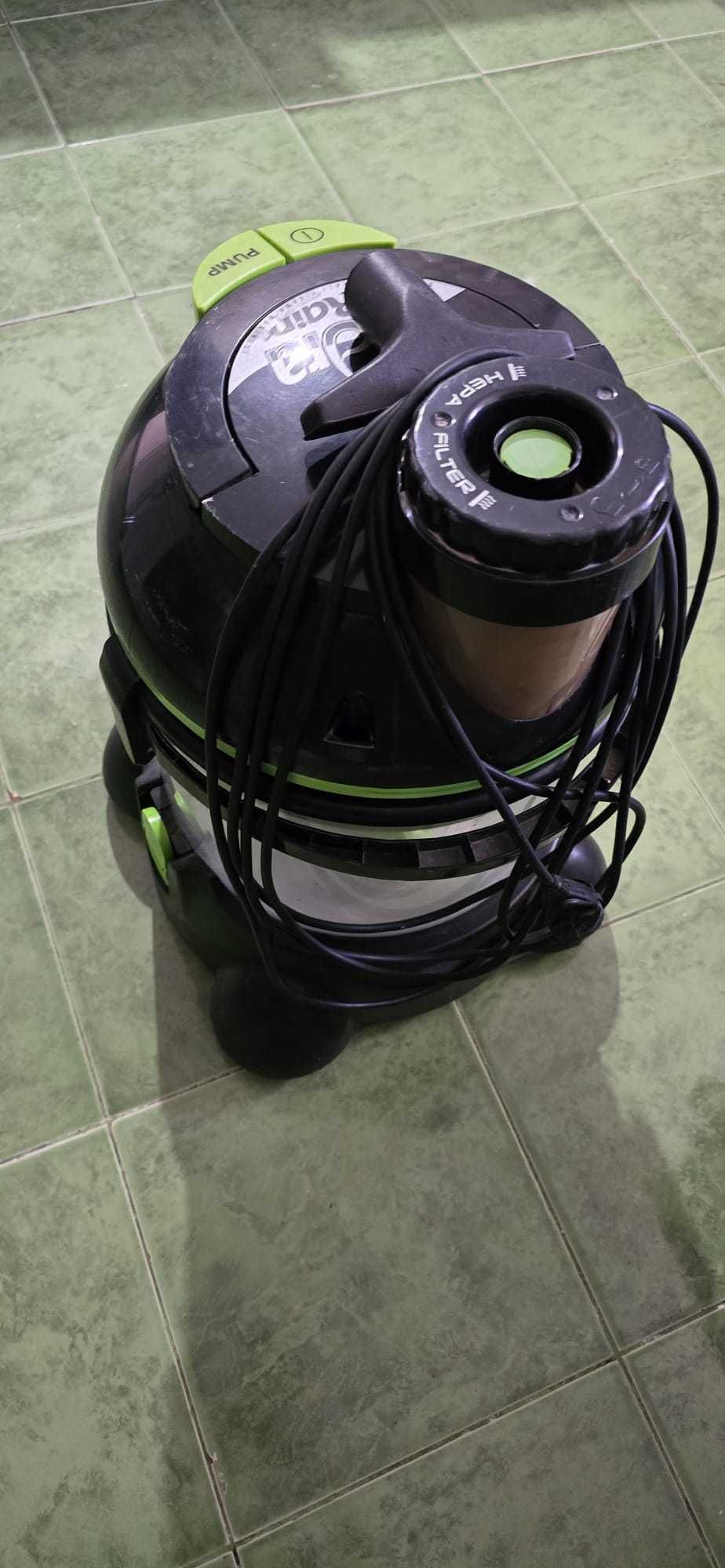 Aspirator Studio Casa Hydra Rain, cu filtrare prin apa, fara sac, 2 l