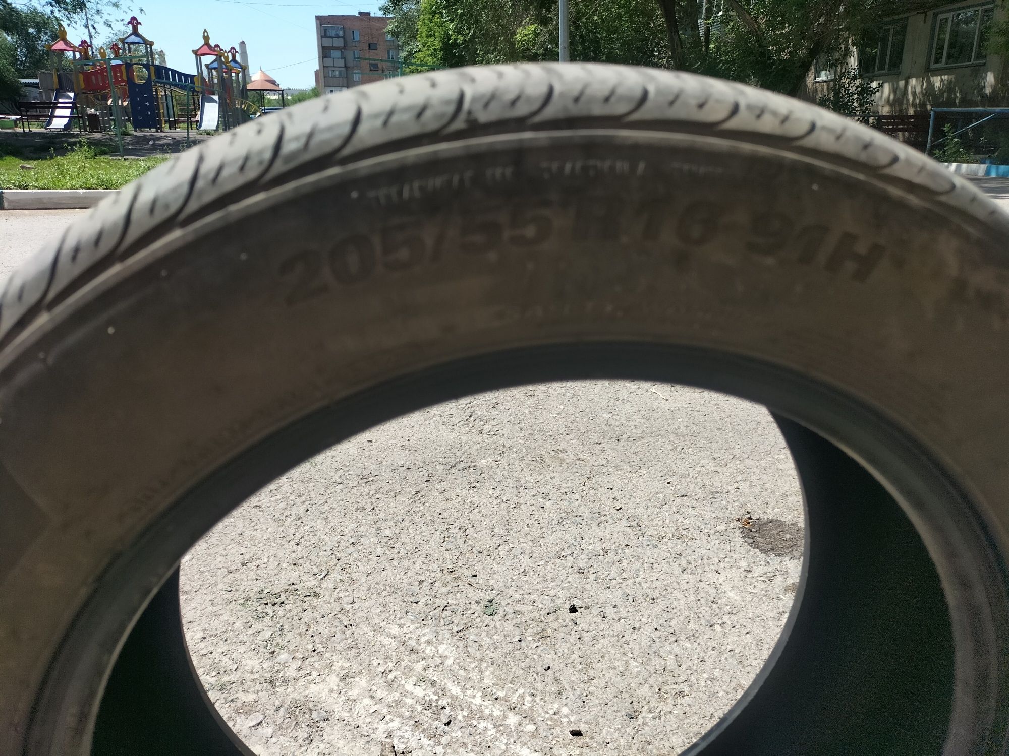 Продаю шины в хорошем состояние 205/55/16