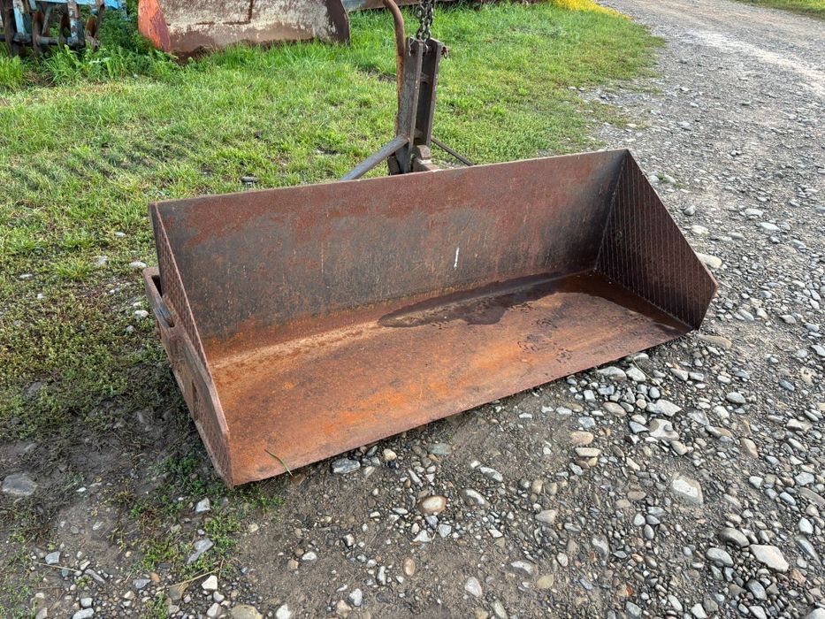 Cupa pentru tiranț la tractor
