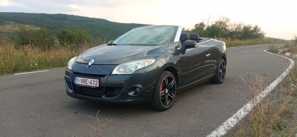 Vând Renault Megane 3 cabrio 1,5 DCI