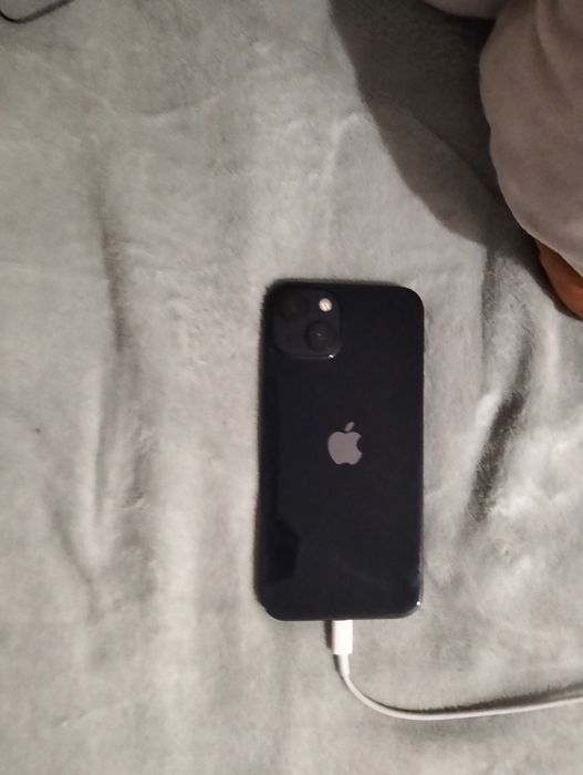 Айфон 13 АКБ 94% память 128