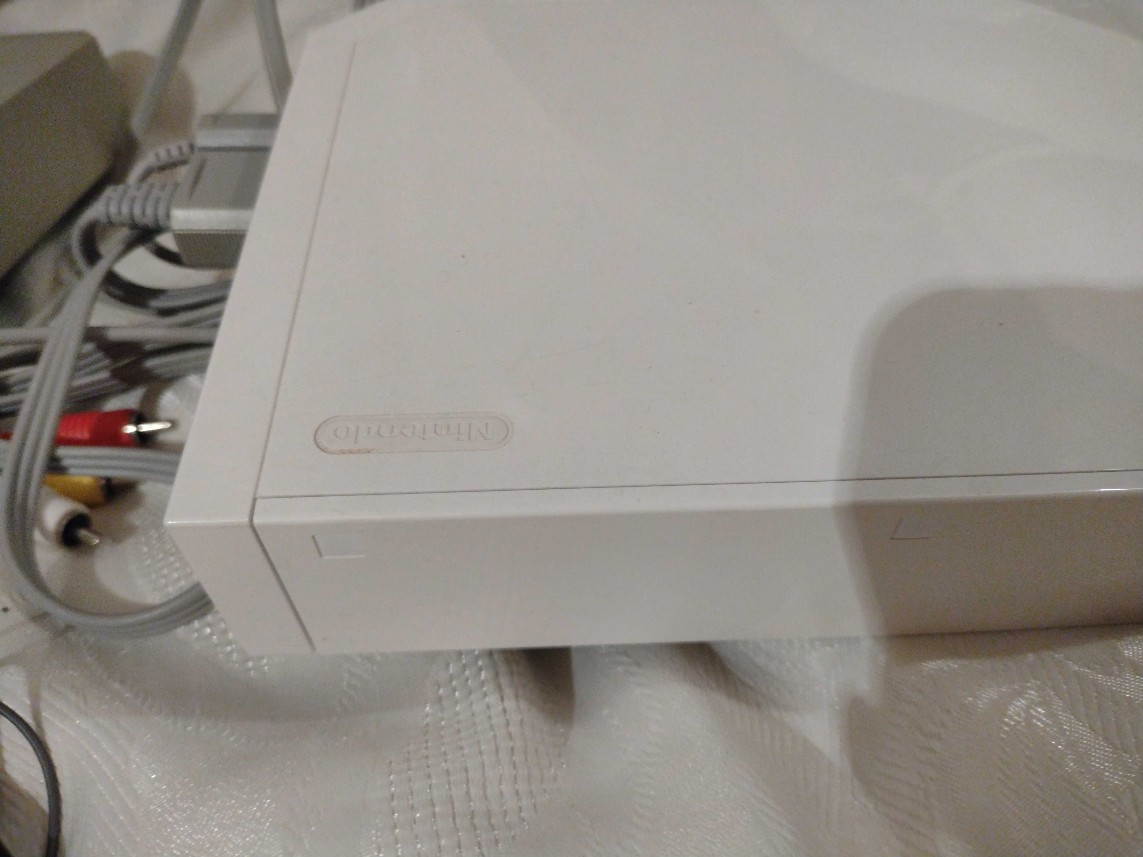 Nintendo Wii Console, White RVL-101-ИГРА