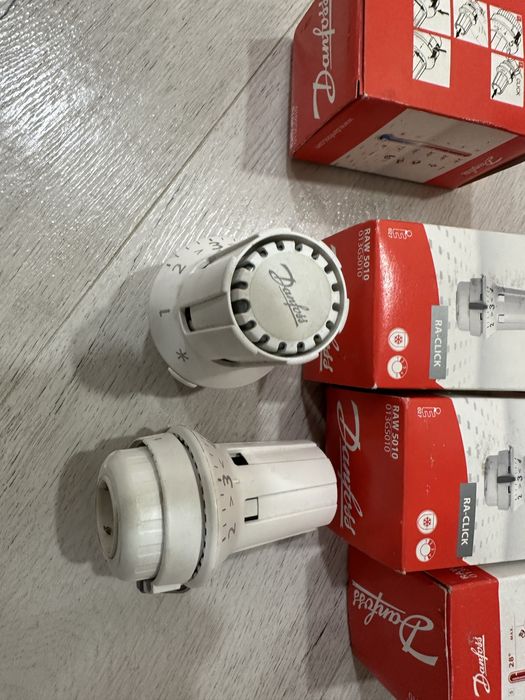 Термостатические  головки RAW 5010 Danfoss