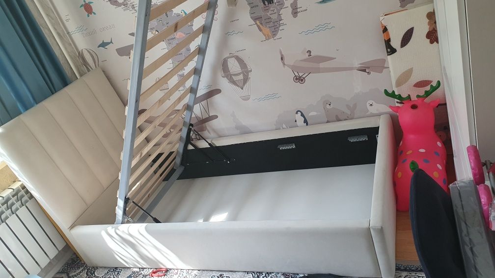 Продам детскую кровать