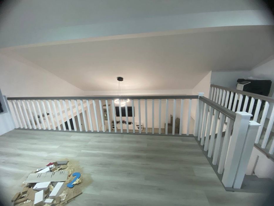 Scari lemn STEJAR la comanda