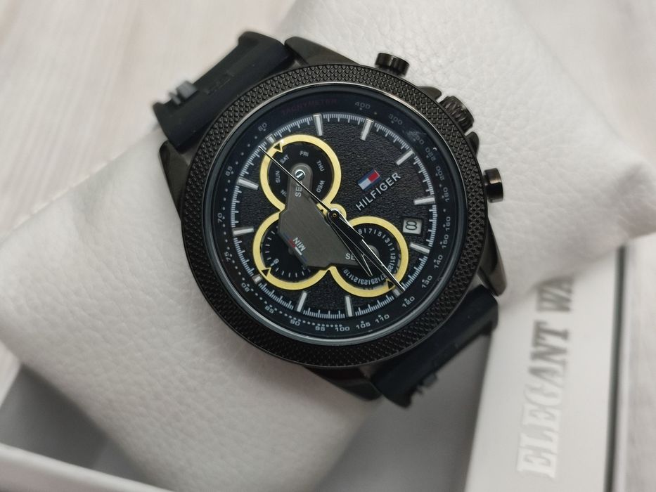 Продам новые часы,ВСЕ РАБОТАЕТ