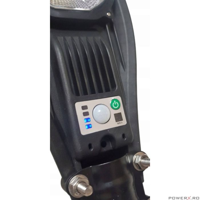 Lampa cu incarcare solara 50W tip Cobra, panou incorporat, telecomanda