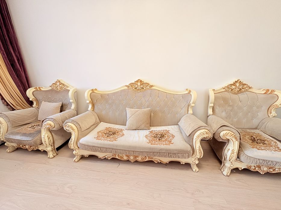 Продам мягкий уголок