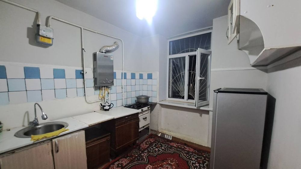 1 xonali uy sotiladi