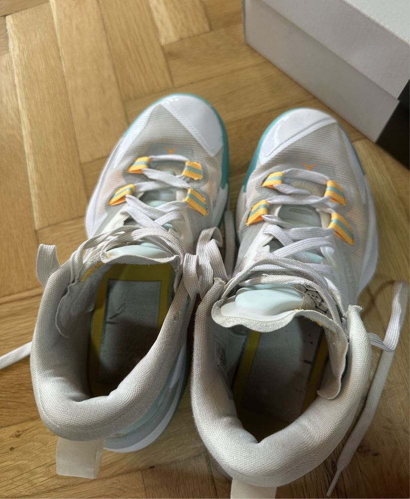 Баскетболни обувки, Nike Jordan Zion 1, 38