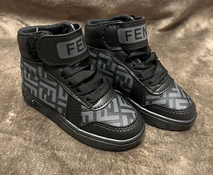 Adidași copii feendi