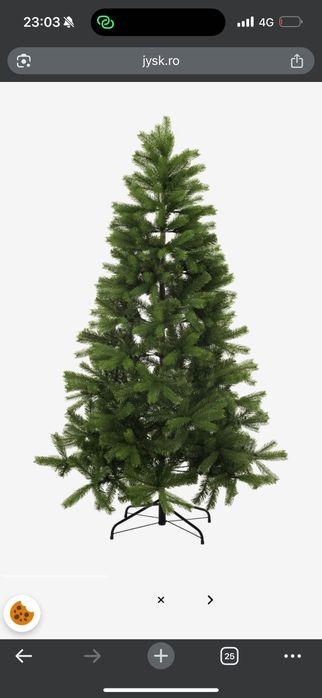 Brad de Crăciun , imita foarte bine bradul natural