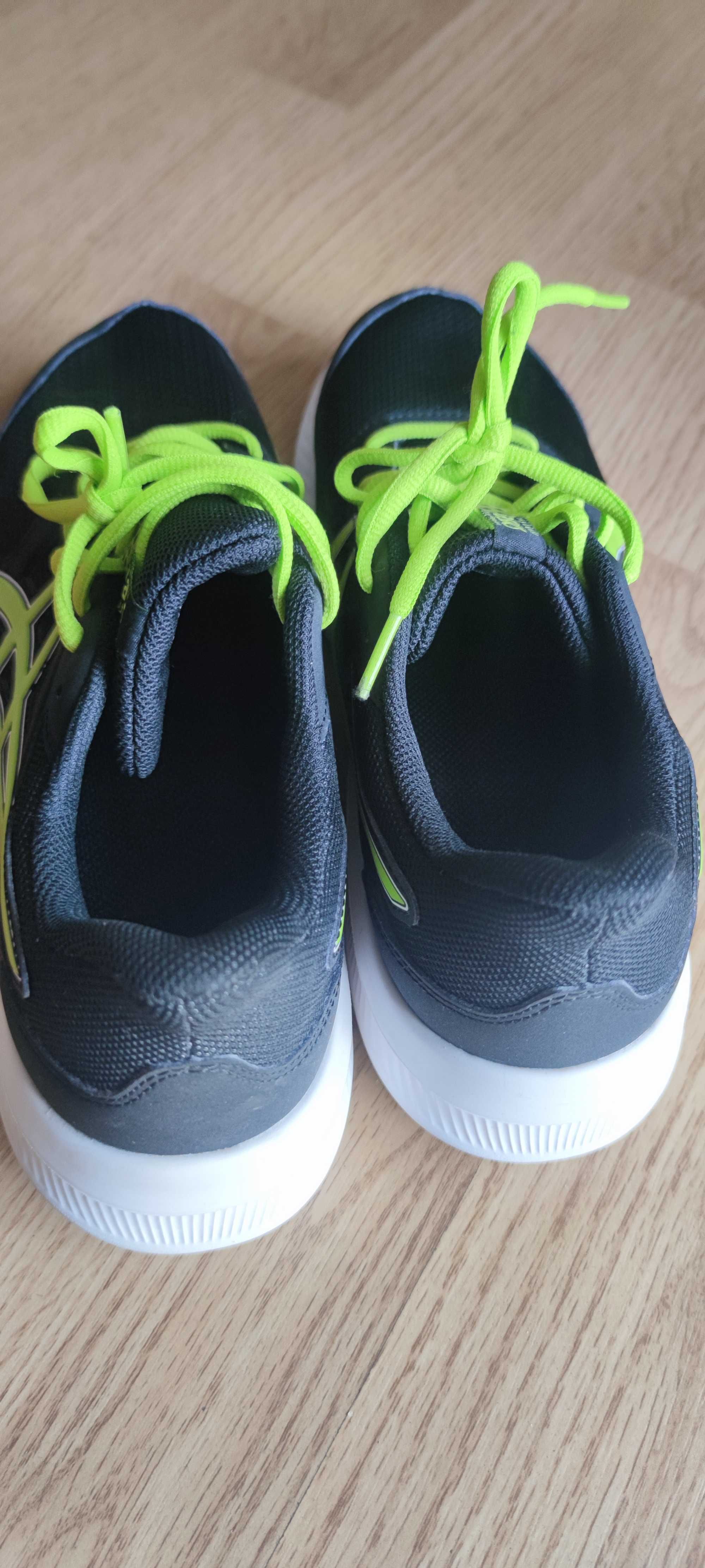 Нови Маратонки ASICS