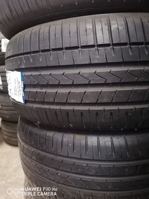 Anvelope noi vara 255/50/18 Falken