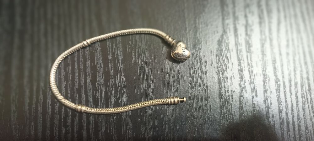Продается Браслет pandora