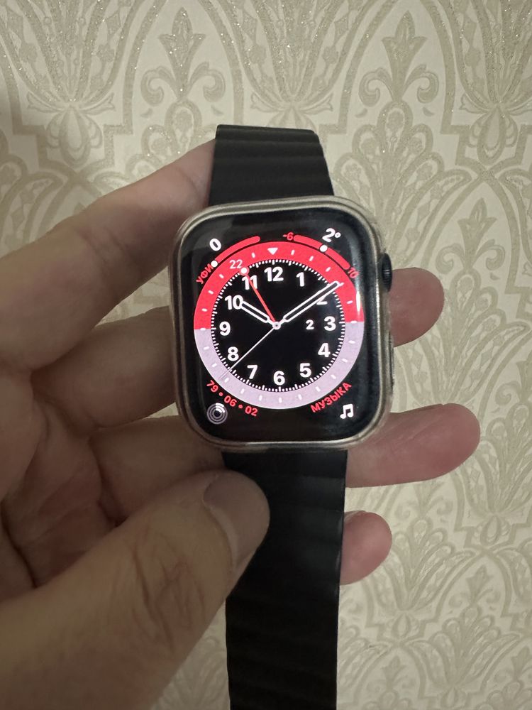 Apple Watch 8, 44mm