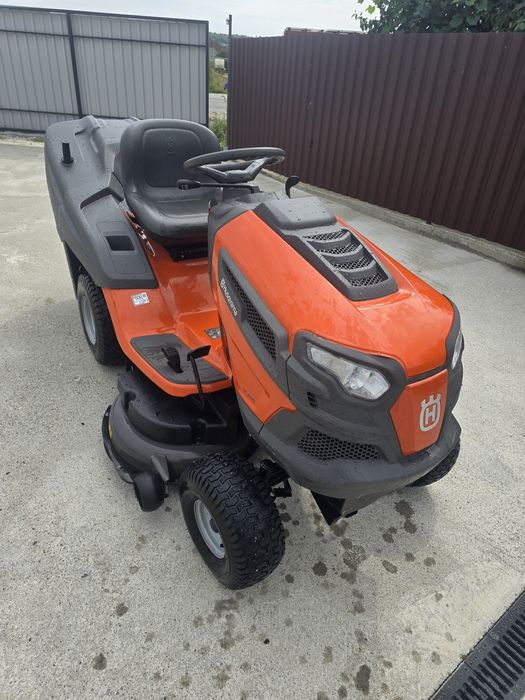 Tractoras Husqvarna TC 242T an 2020