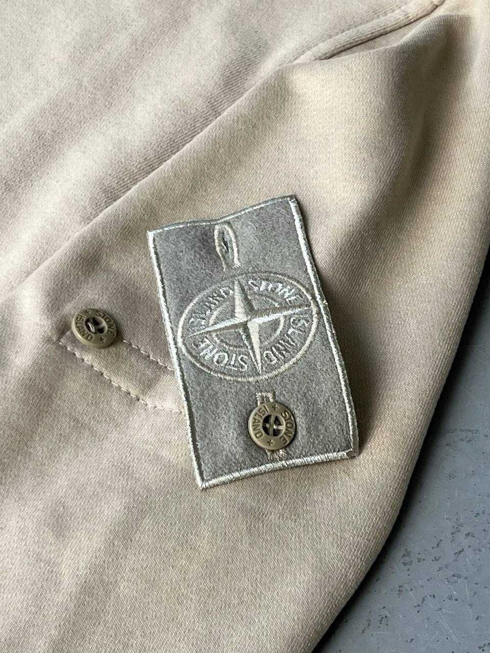 Бежов Суичър Stone Island