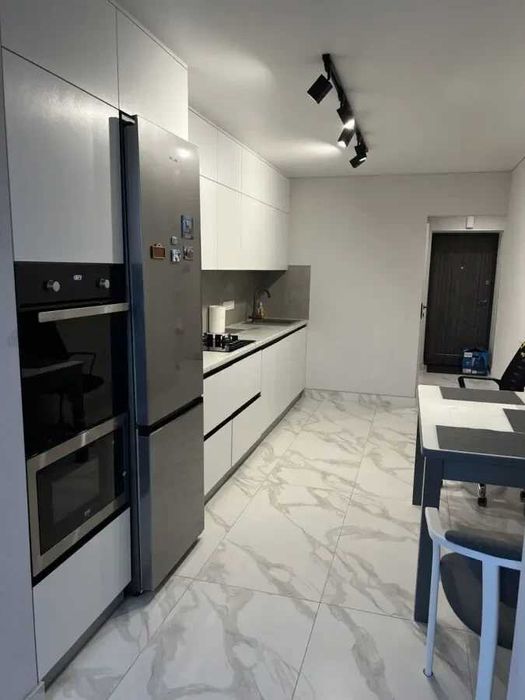 Дава се под наем Двустаен апартамент в София, Център - 56 кв.м за 382.5 € - Снимка #3