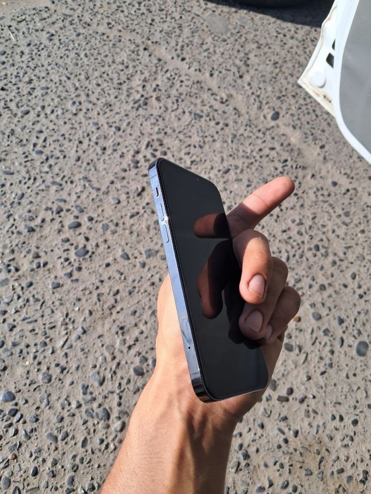 Iphone 12pro ideal