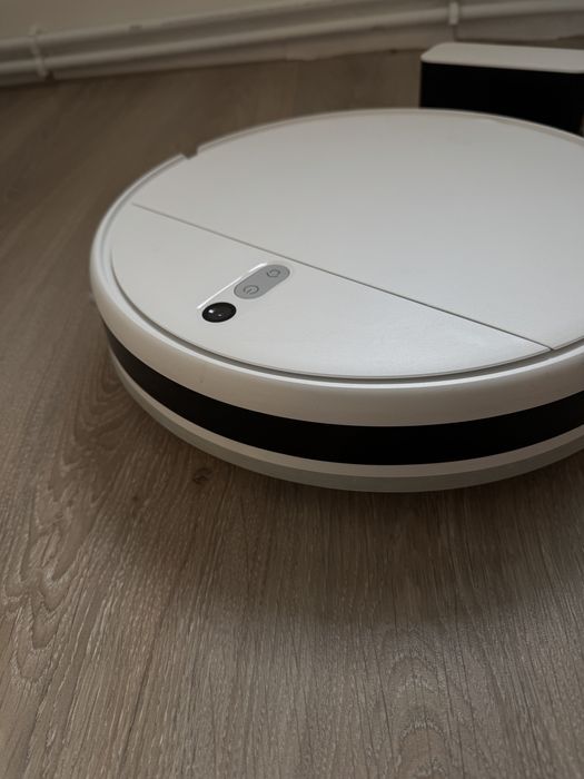 Продам моющий робот пылесос xiaomi mop