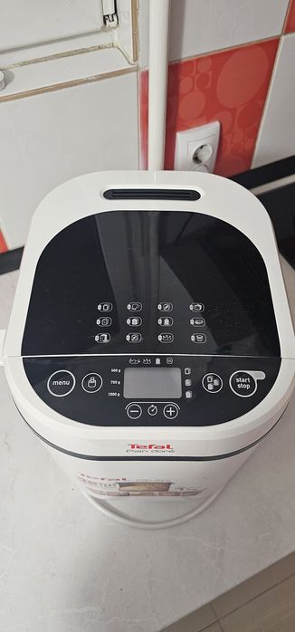 Masina de paine Tefal
