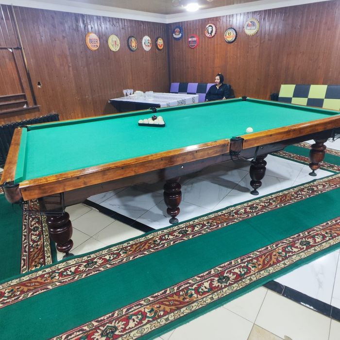 Бильярдный стол продам связи переездом