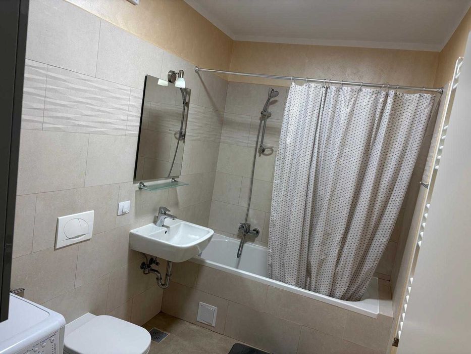 Inchiriez Studio 43Mp  Grandis Residence -  Coresi Mall