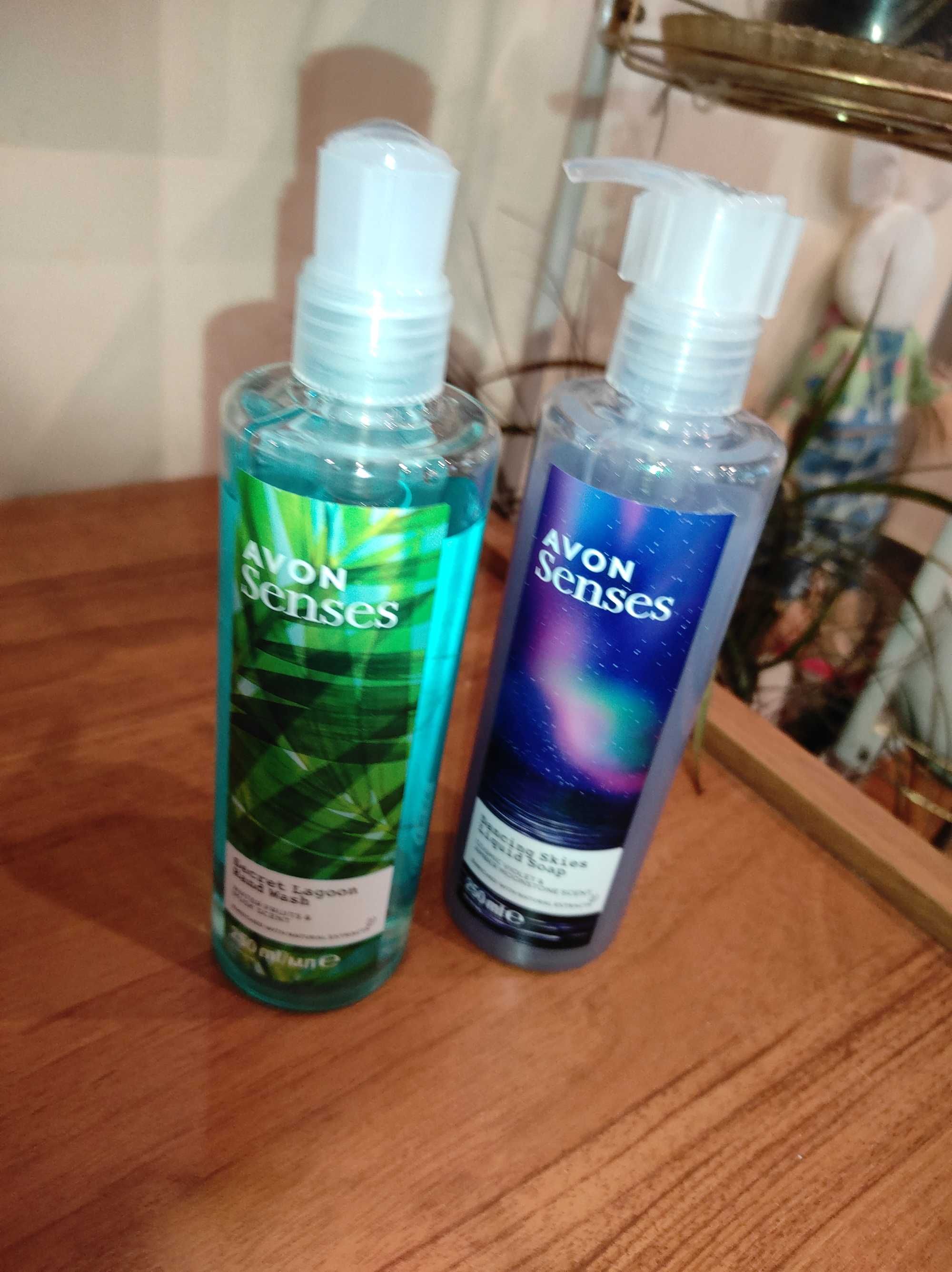 продукти за тяло AVON //интимни гелове.пяна за вана и още/