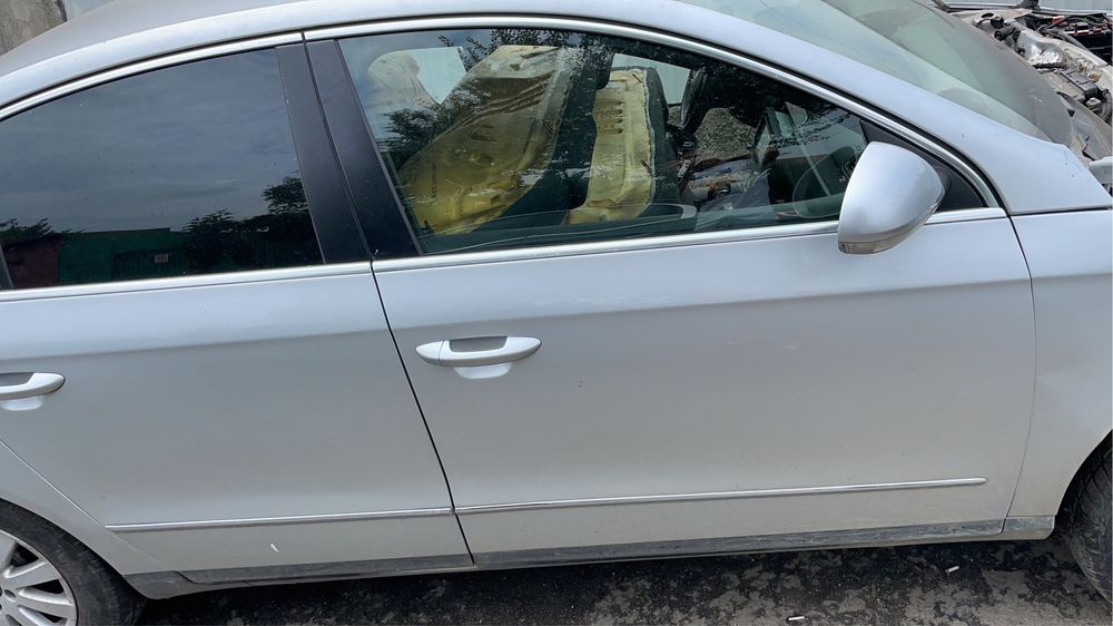 Dezmembrez o gama larga de vw passat b6