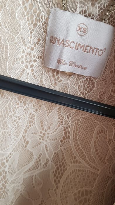 Blanita Rinascimento, cu fermoar