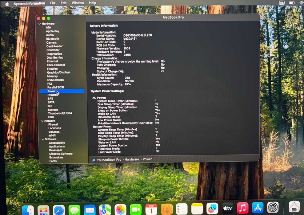 Vând MacBook Pro 13-inch, model 2020 M1