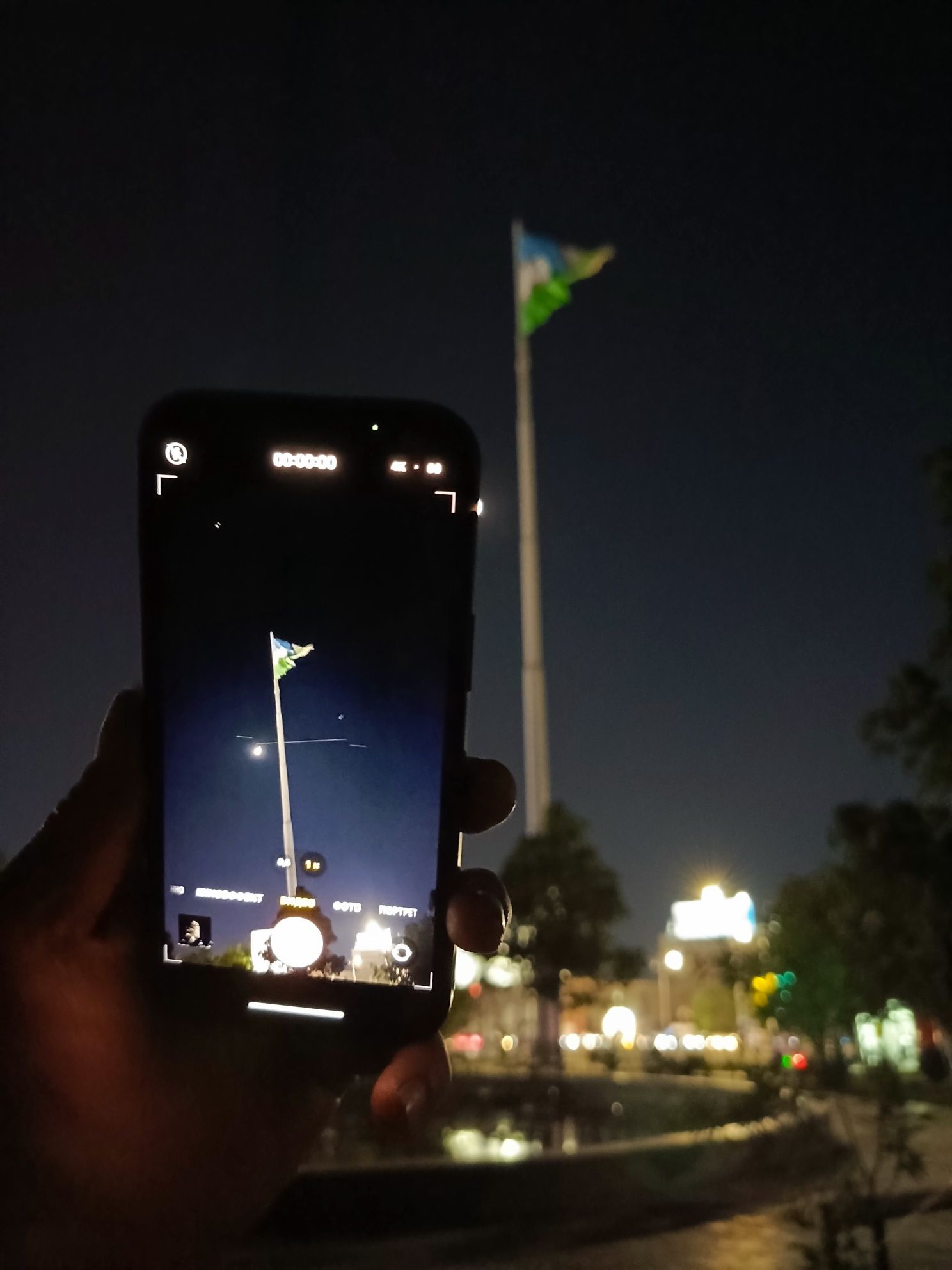 Iphone 13 yangidek karobka doc bor  yomkost 100%