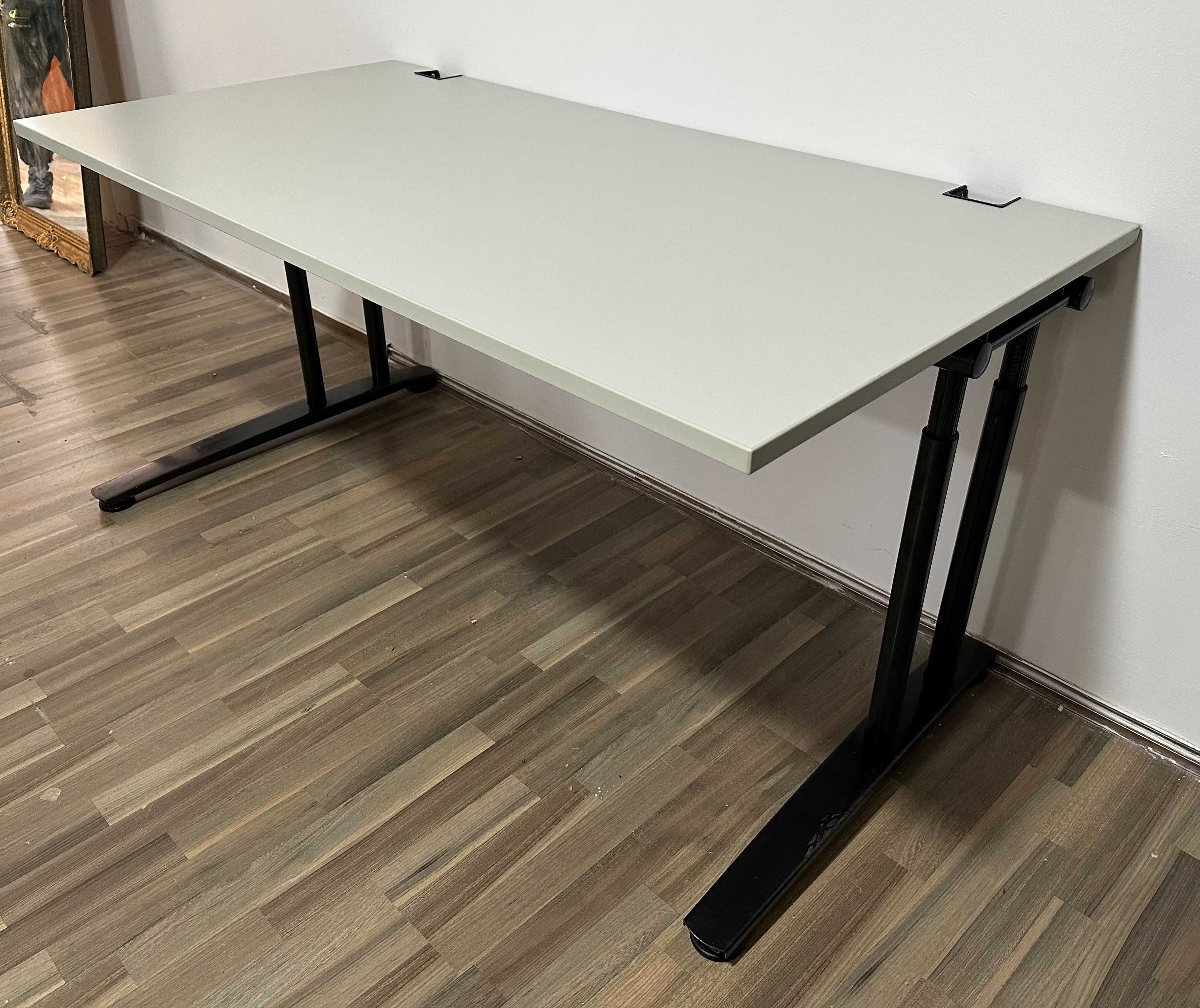 2 buc Birou reglabil cu cadru metalic; Masa de lucru cu blat 180x80
