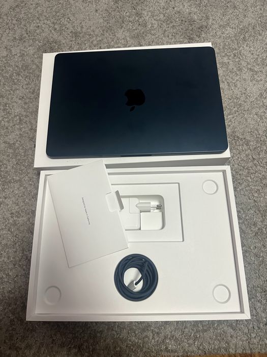 Macbook M2 ca nou
