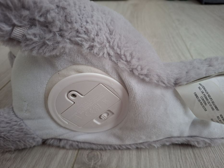 Foca interactiva cu accesorii