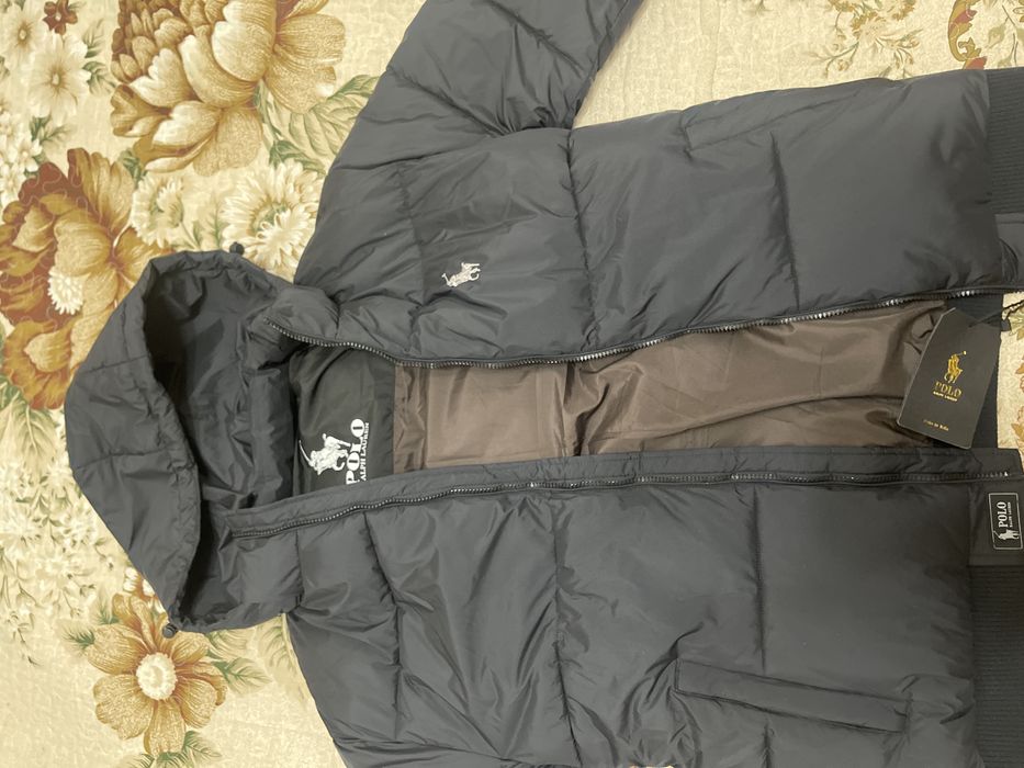 Зимняя Куртка  Новая