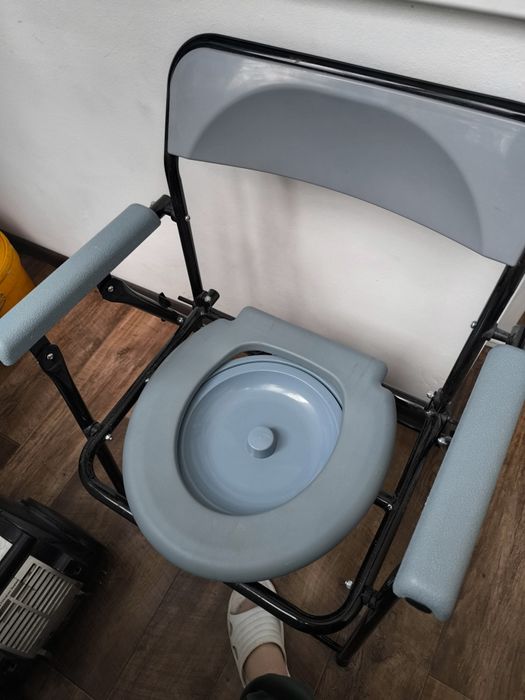 Складной стул-туалет