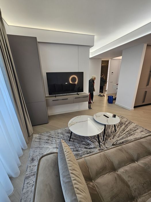 5 apartamente Cortina North