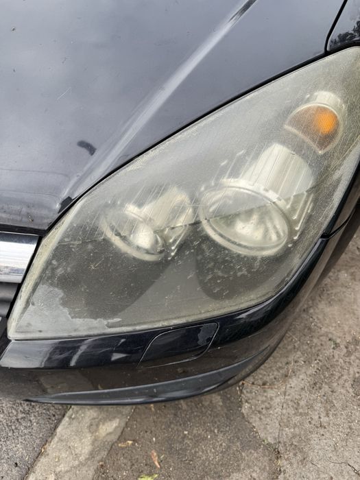 Faruri opel astra h