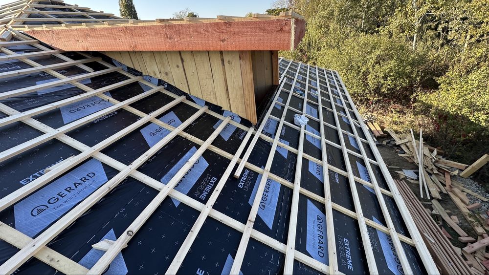 Reparatii Acoperisuri Tigla metalica Ceramica