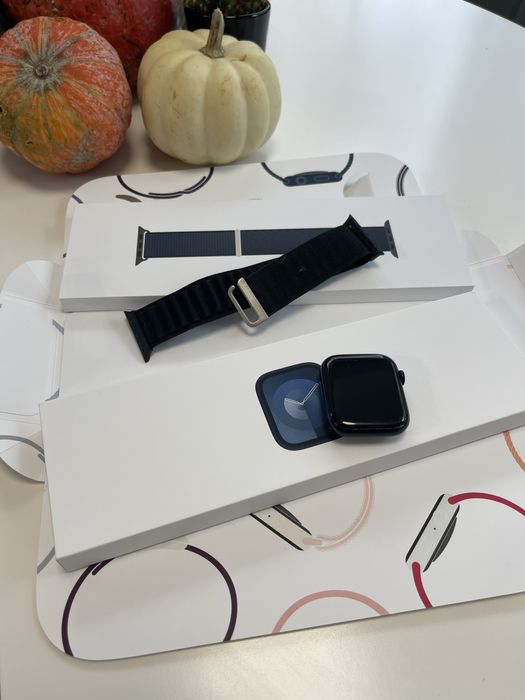 Apple Watch Series 9 – 45 мм, алуминий