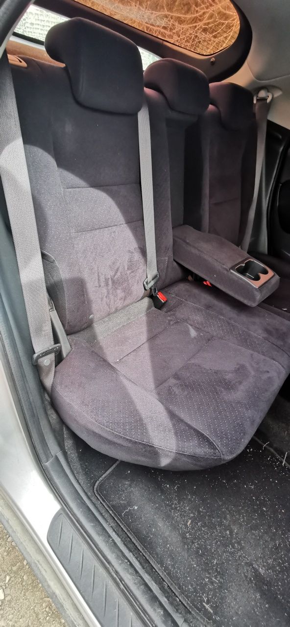 Седалки от Honda civic 8 hatchback 2008