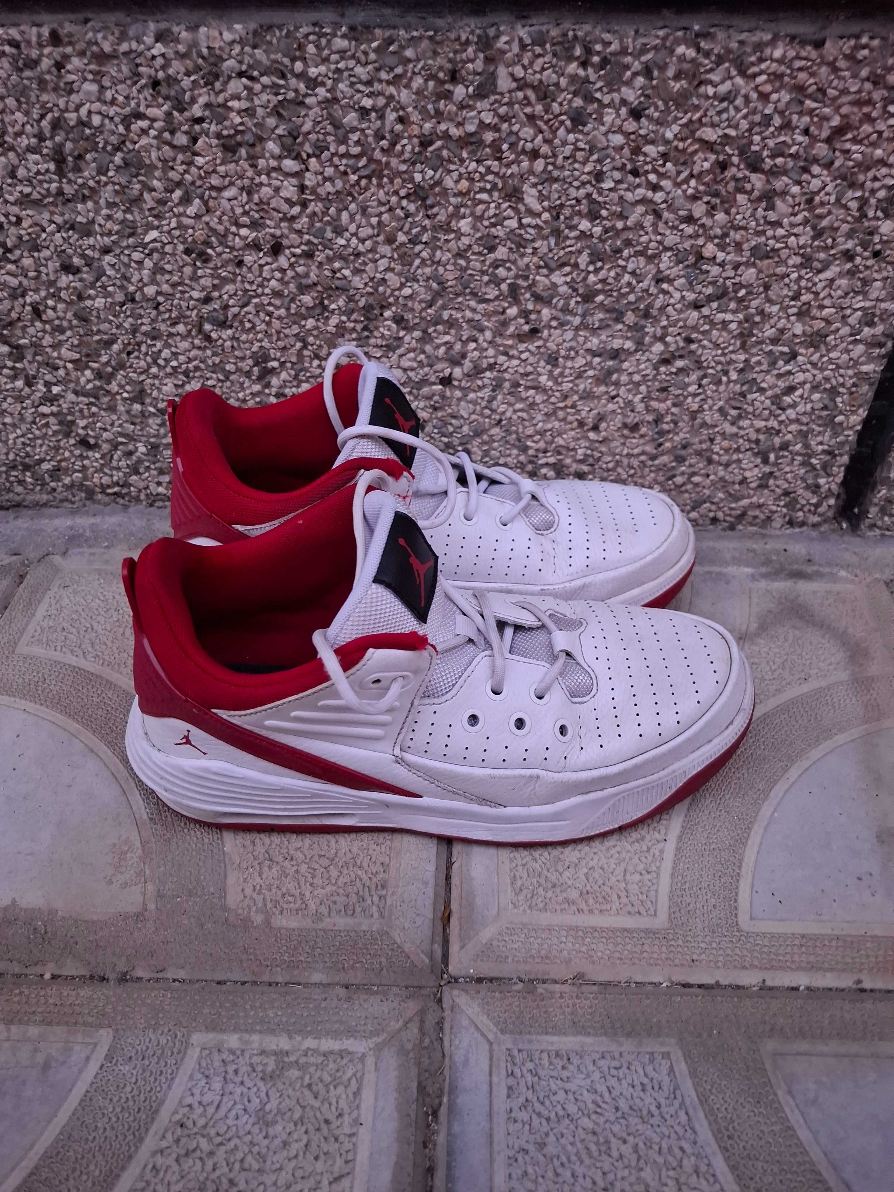 Маратонки Nike Jordan Max Aura 5