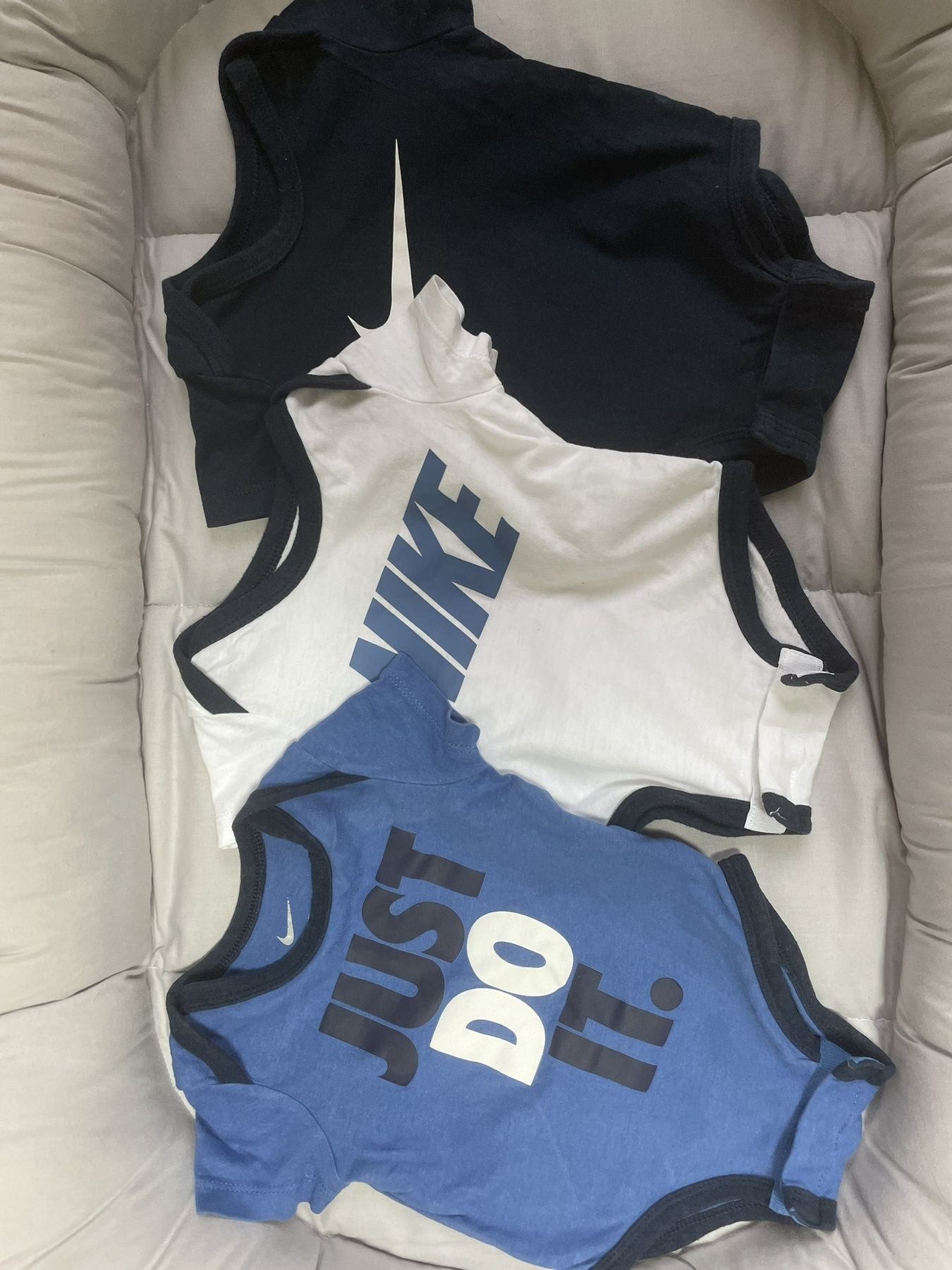Бебешки бодита Nike 0-3м