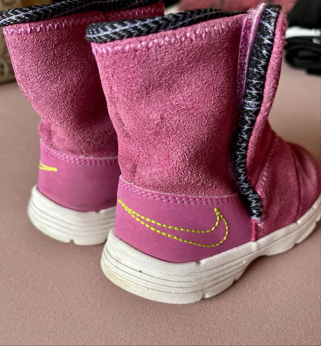 Лот от зимно яке и ботушки Nike