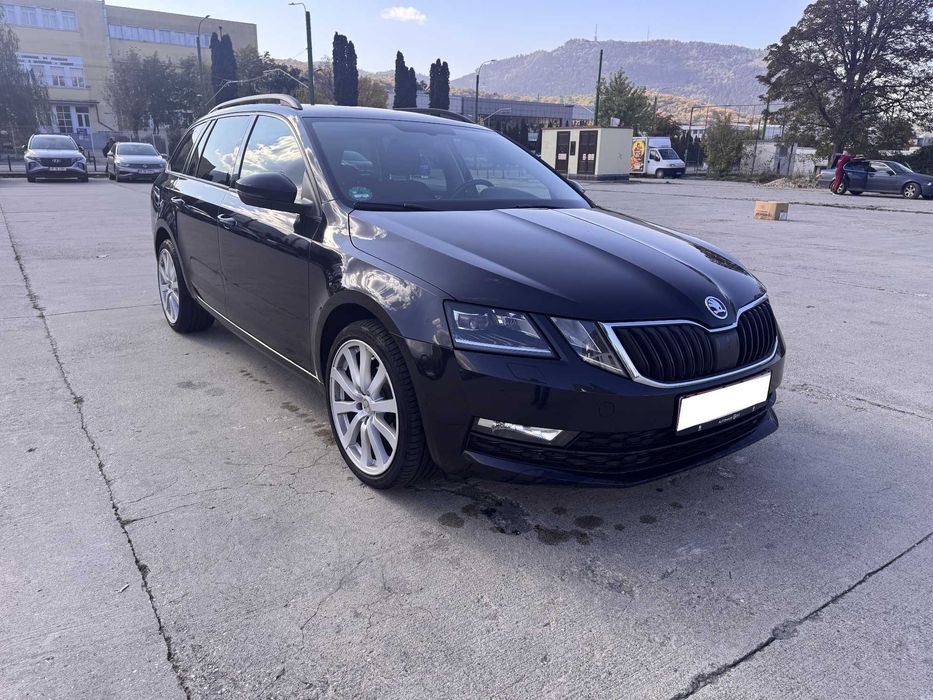 Skoda Octavia 1.6 TDI Ambition DSG 2018 • 149.000 km • Set roți iarnă