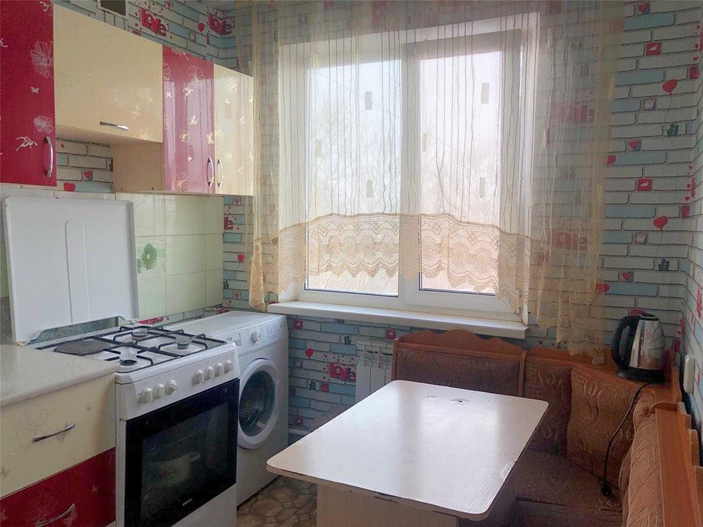 Продам 2-х комнатную квартиру на 7 мкр