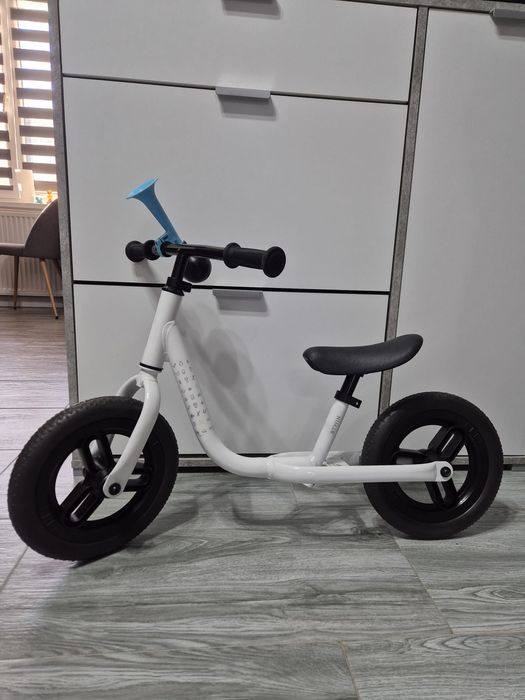 Vând bicicletă copii