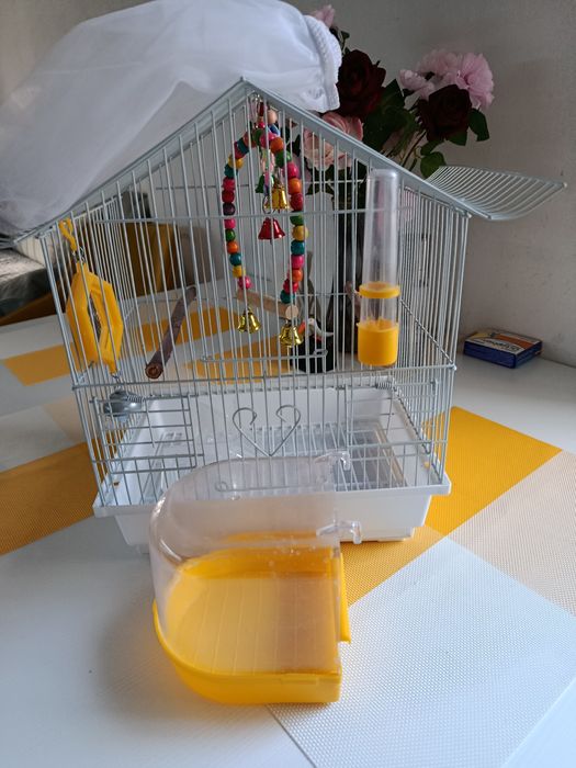 Клетка для птиц.